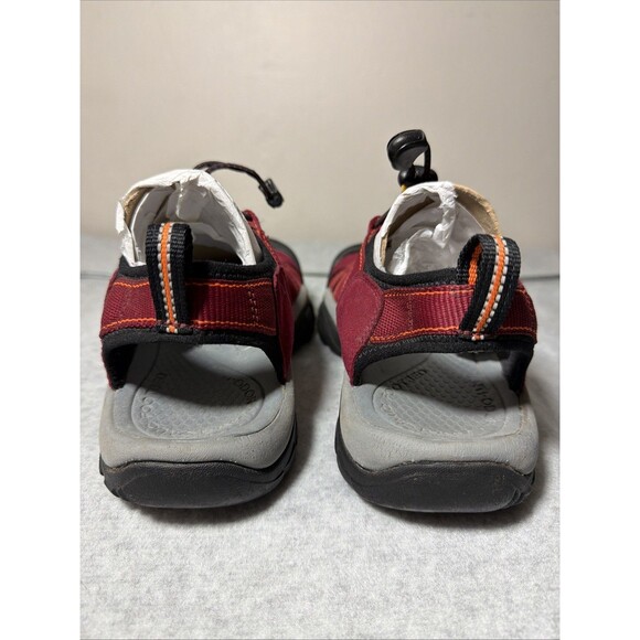 Keen Women’s Newport H2 Red Closed Toe Sport Hiking Sandals Size 9 - Picture 5 of 9